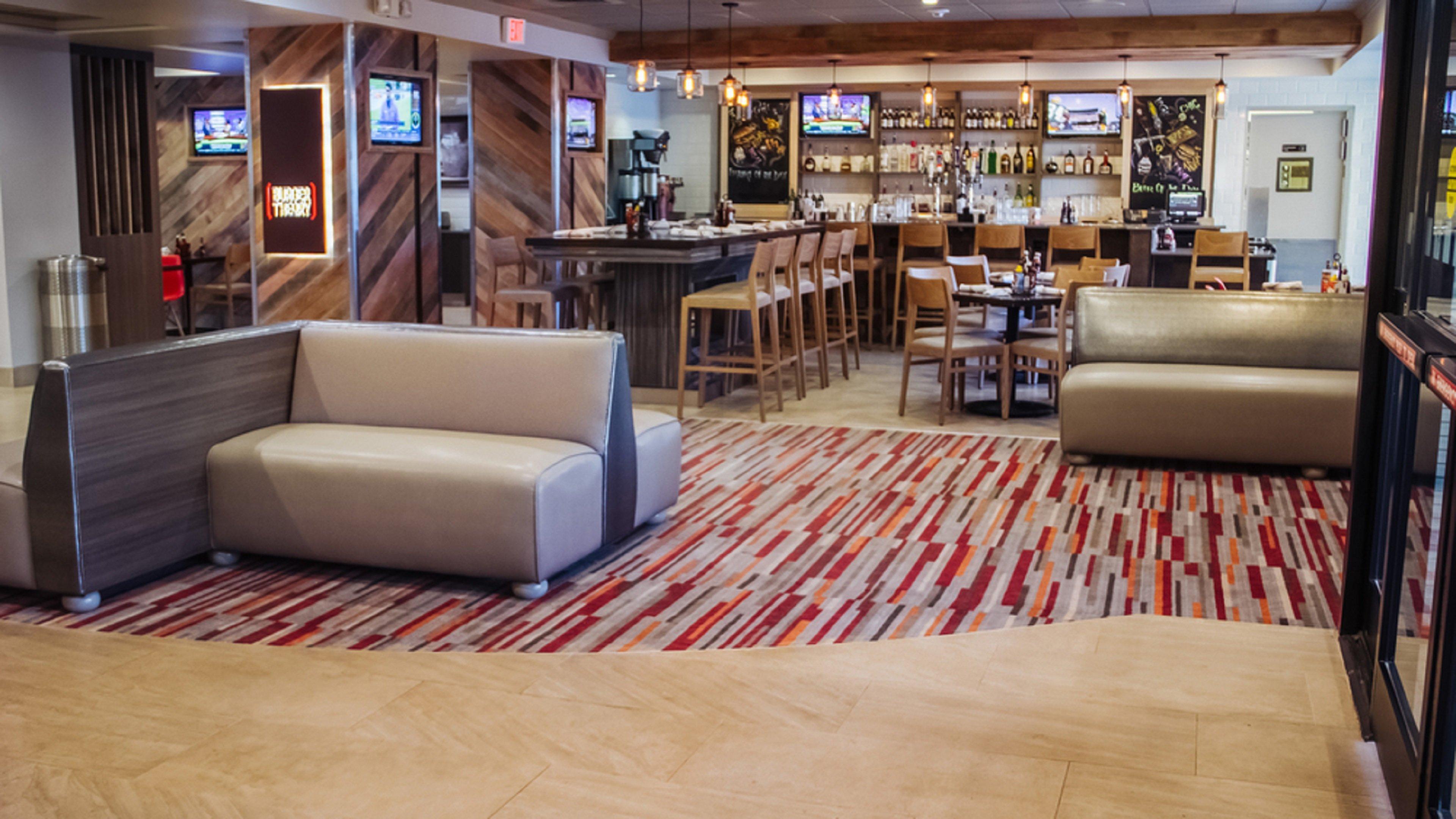Holiday Inn Hotel Atlanta-Northlake, A Full Service Hotel Tucker Exterior photo