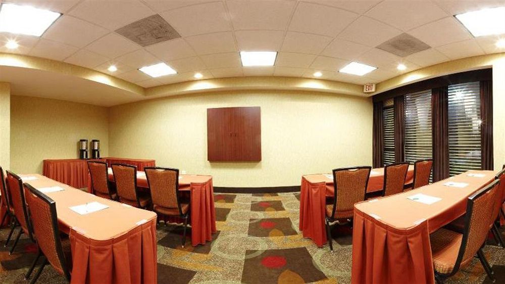 Holiday Inn Hotel Atlanta-Northlake, A Full Service Hotel Tucker Exterior photo